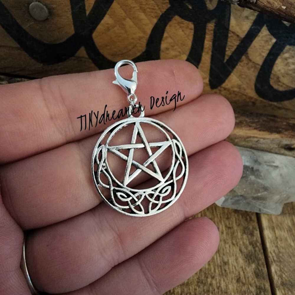 5/$25 Goddess Crescent Moon Pentagram Charm~Wiccan Bag clip~Witchy Pursecharm~